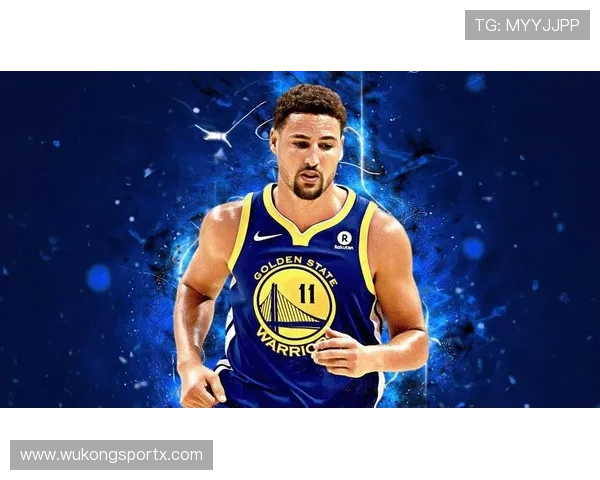 克莱·汤普森无球跑动制造空位，三分效率领跑后卫群